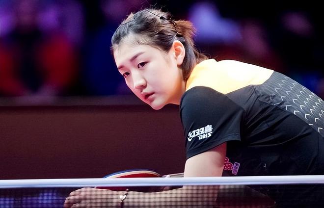 凭借她的敏 凭借她的敏